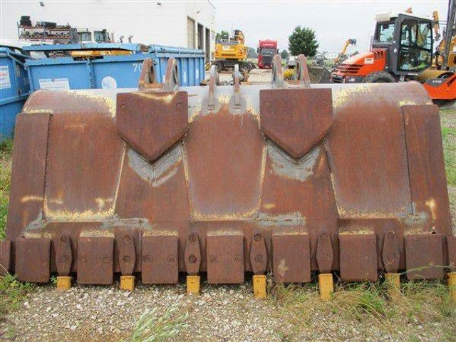 Wheel loader Liebherr (1884) L 586 Schaufel / bucket