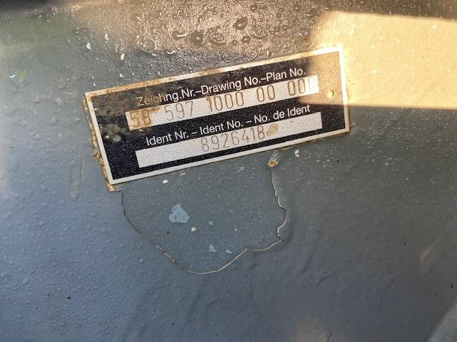 Wheel loader Liebherr (1884) L 586 Schaufel / bucket