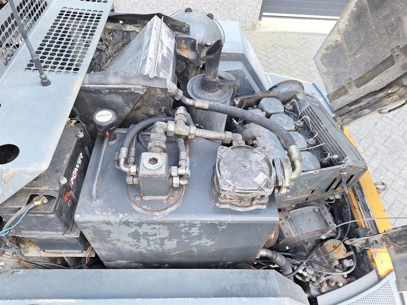Wheel loader Liebherr L522