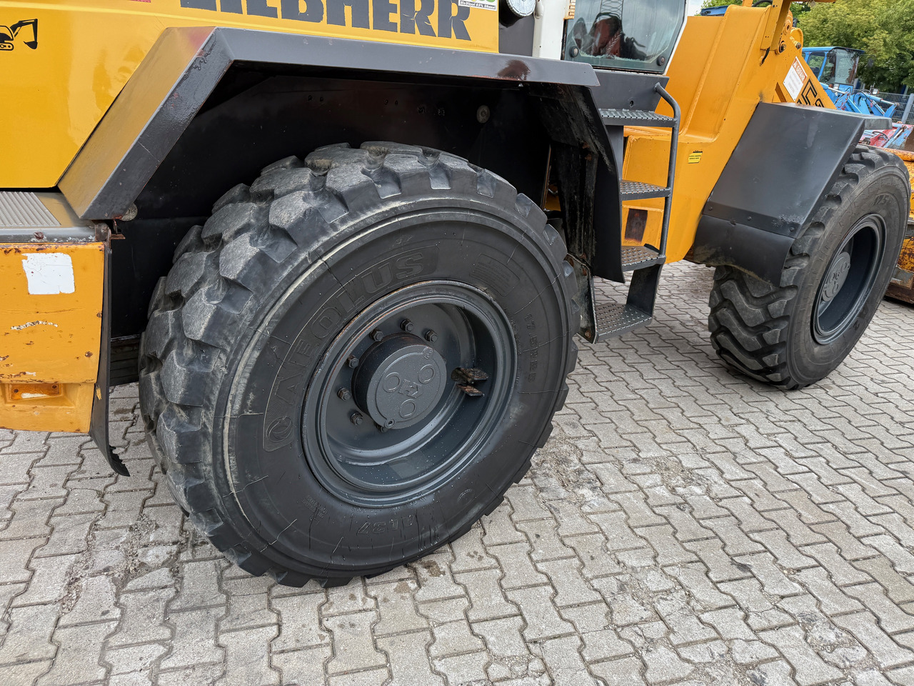 Wheel loader Liebherr L522 Radlader