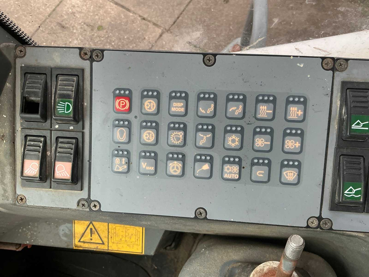 Wheel loader Liebherr L524