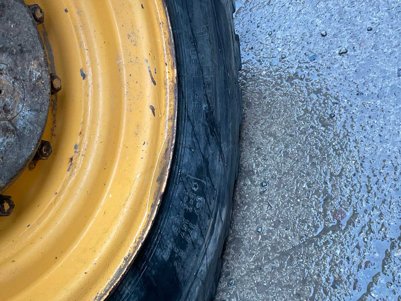 Wheel loader Liebherr L524