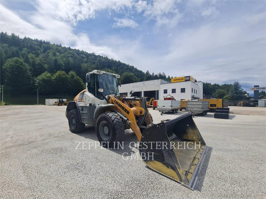 Wheel loader Liebherr L526