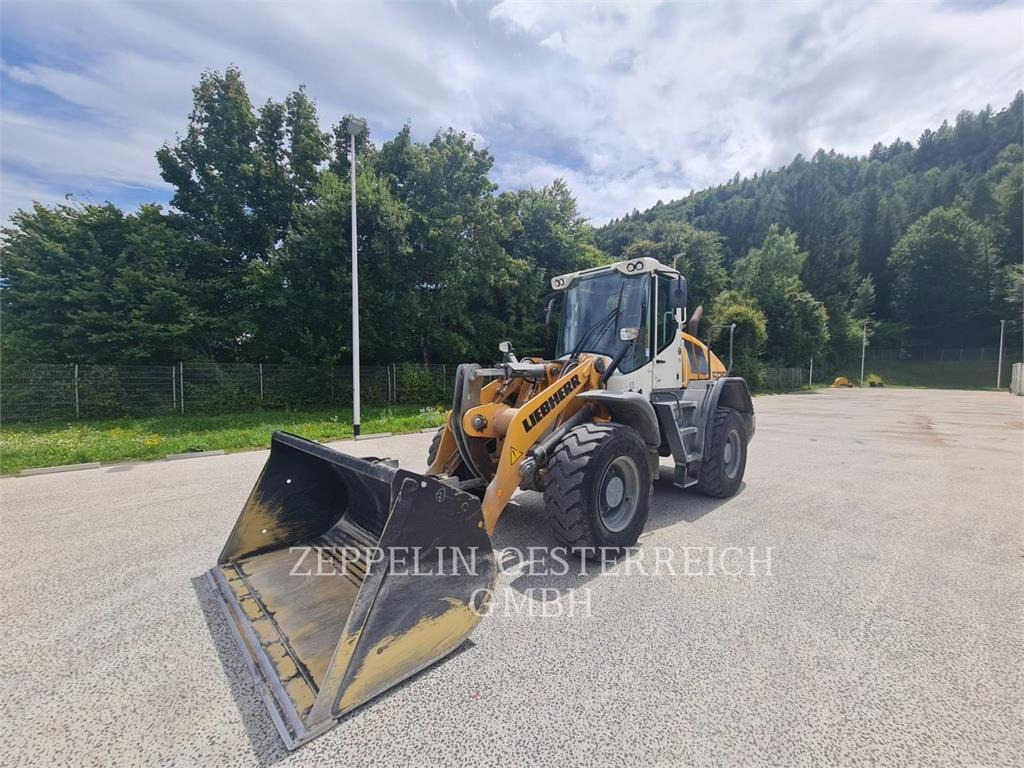 Wheel loader Liebherr L526