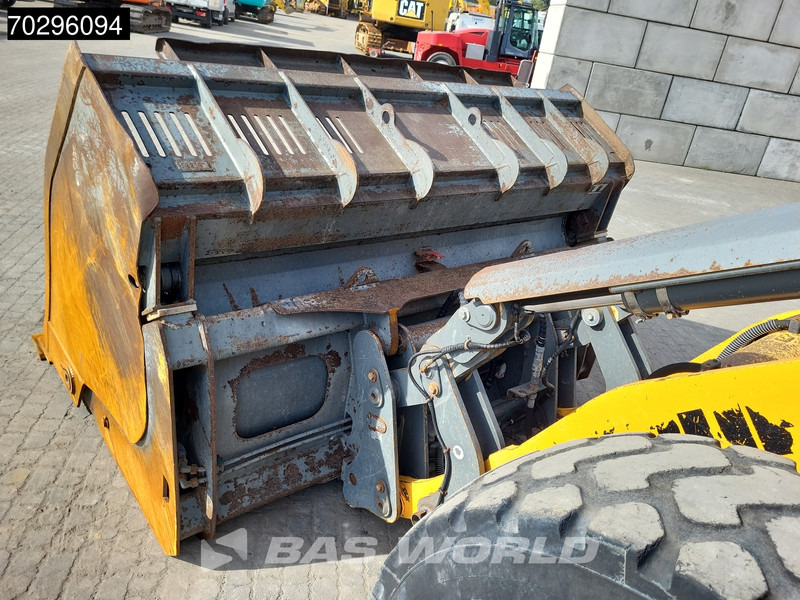 Wheel loader Liebherr L538