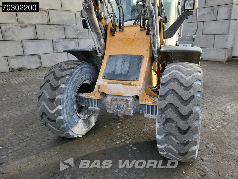 Wheel loader Liebherr L538 High Tip Bucket