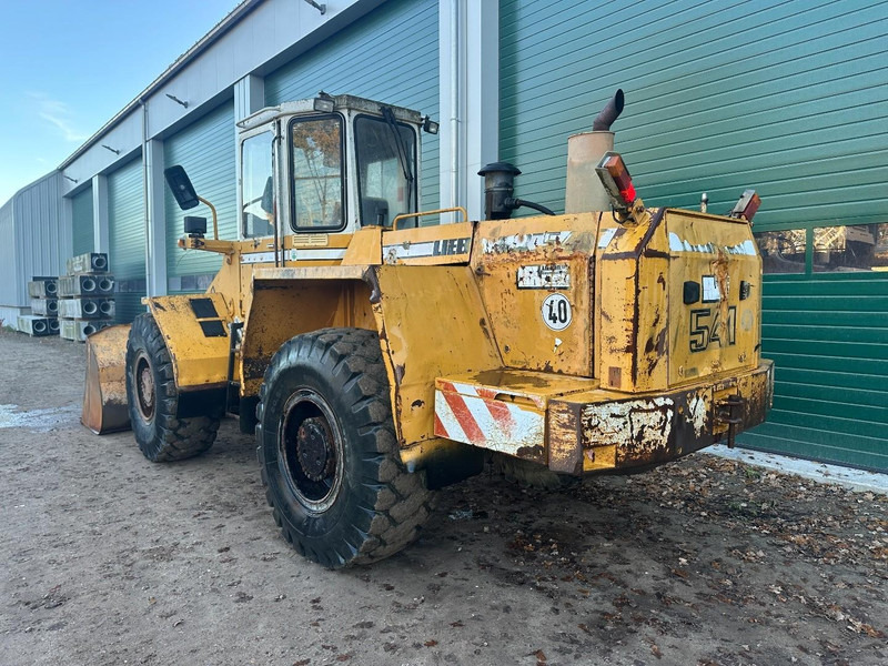 Wheel loader Liebherr L541 Included spare wheels