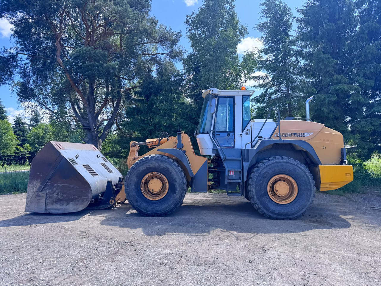 Wheel loader Liebherr L544