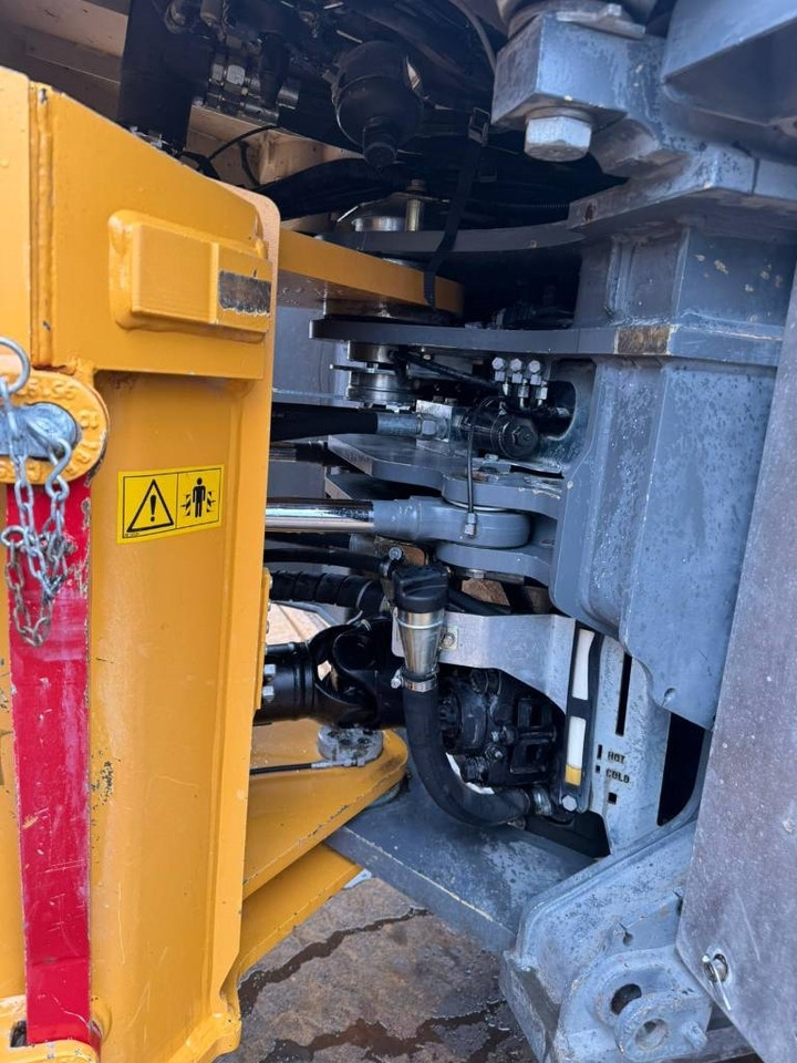 Wheel loader Liebherr L556