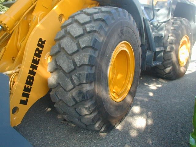 Wheel loader Liebherr L556 2plus2