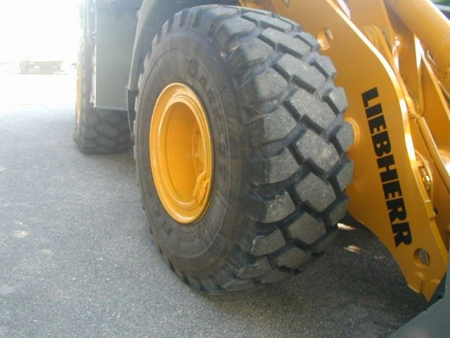 Wheel loader Liebherr L556 2plus2