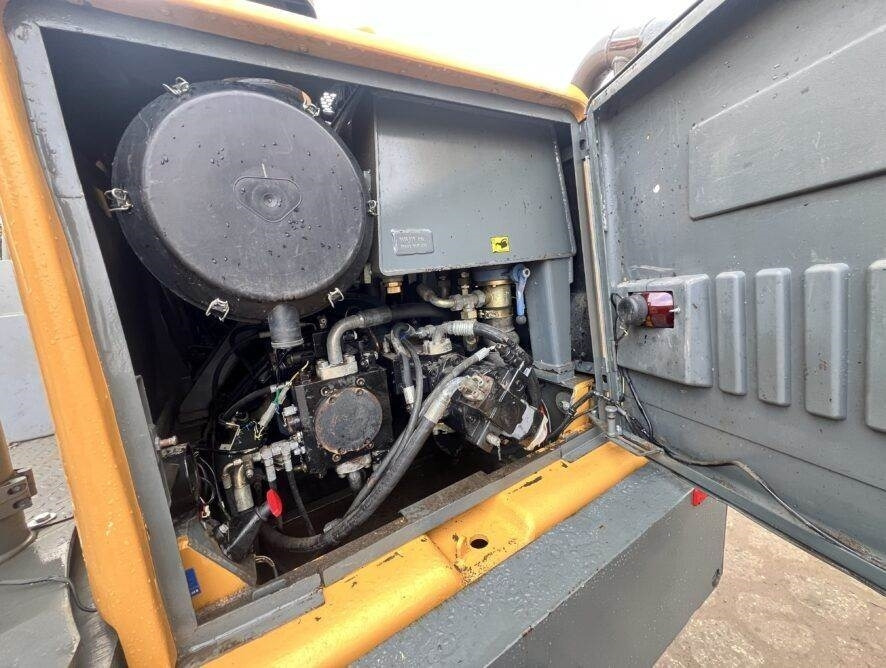 Wheel loader Liebherr L564 NEW TIRES