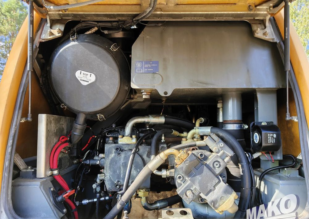 Wheel loader Liebherr L566