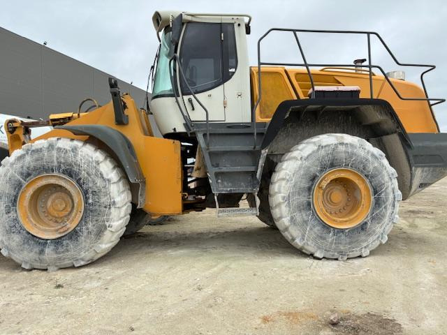 Wheel loader Liebherr L566