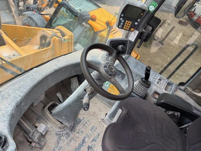 Wheel loader Liebherr L566