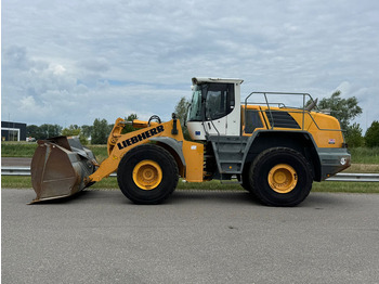Wheel loader Liebherr L566 2plus2