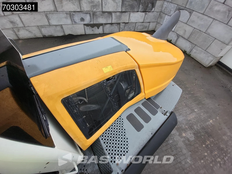 Wheel loader Liebherr L576