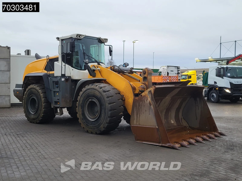 Wheel loader Liebherr L576