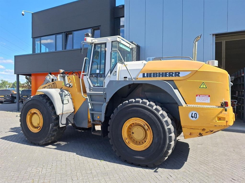 Wheel loader Liebherr L580