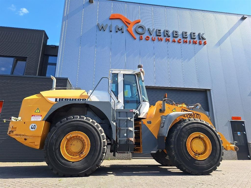 Wheel loader Liebherr L580