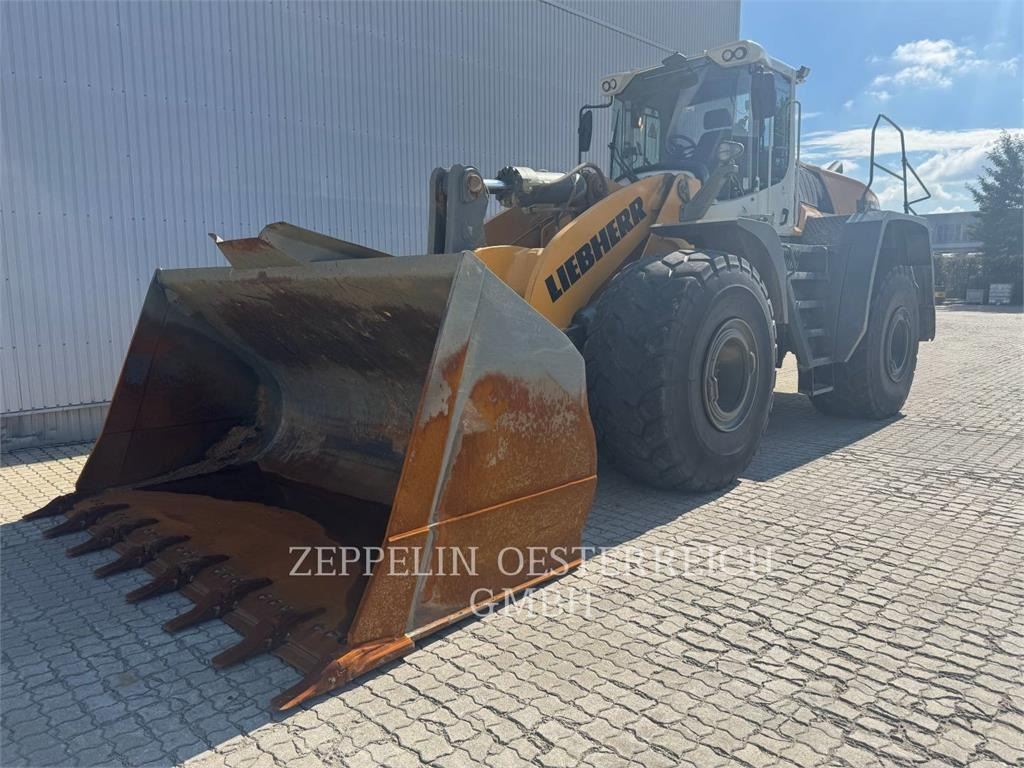 Wheel loader Liebherr L586