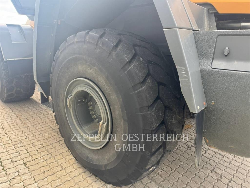 Wheel loader Liebherr L586