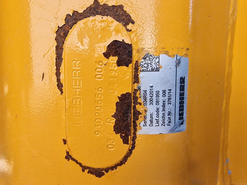 Wheel loader Liebherr L 550 / 2014 / 9.783 h