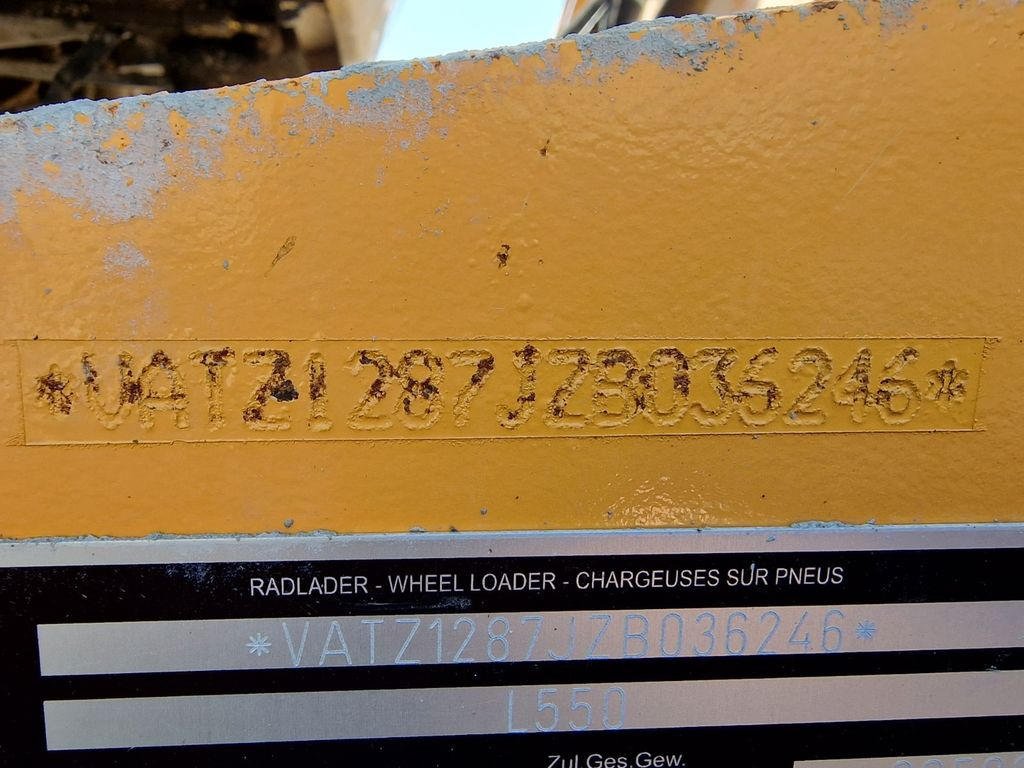 Wheel loader Liebherr L 550 / 2014 / 9.783 h