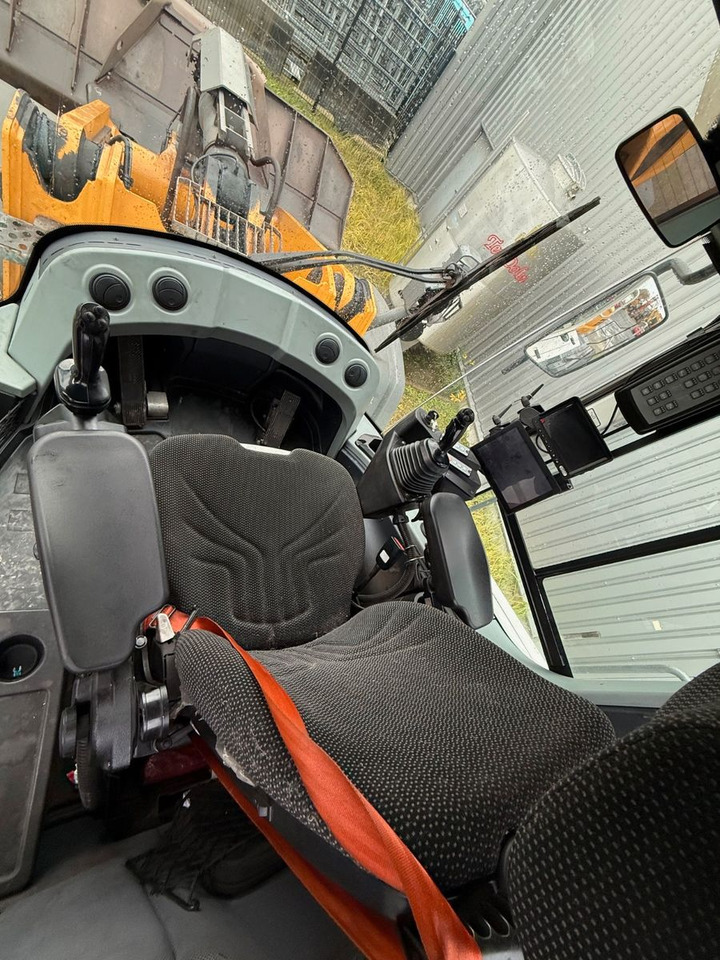 Wheel loader Liebherr L 566 X POWER/ BJ 2022