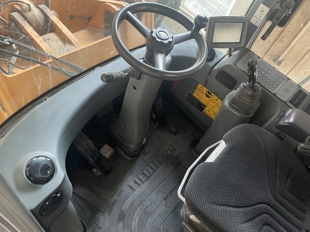 Wheel loader Liebherr L 576