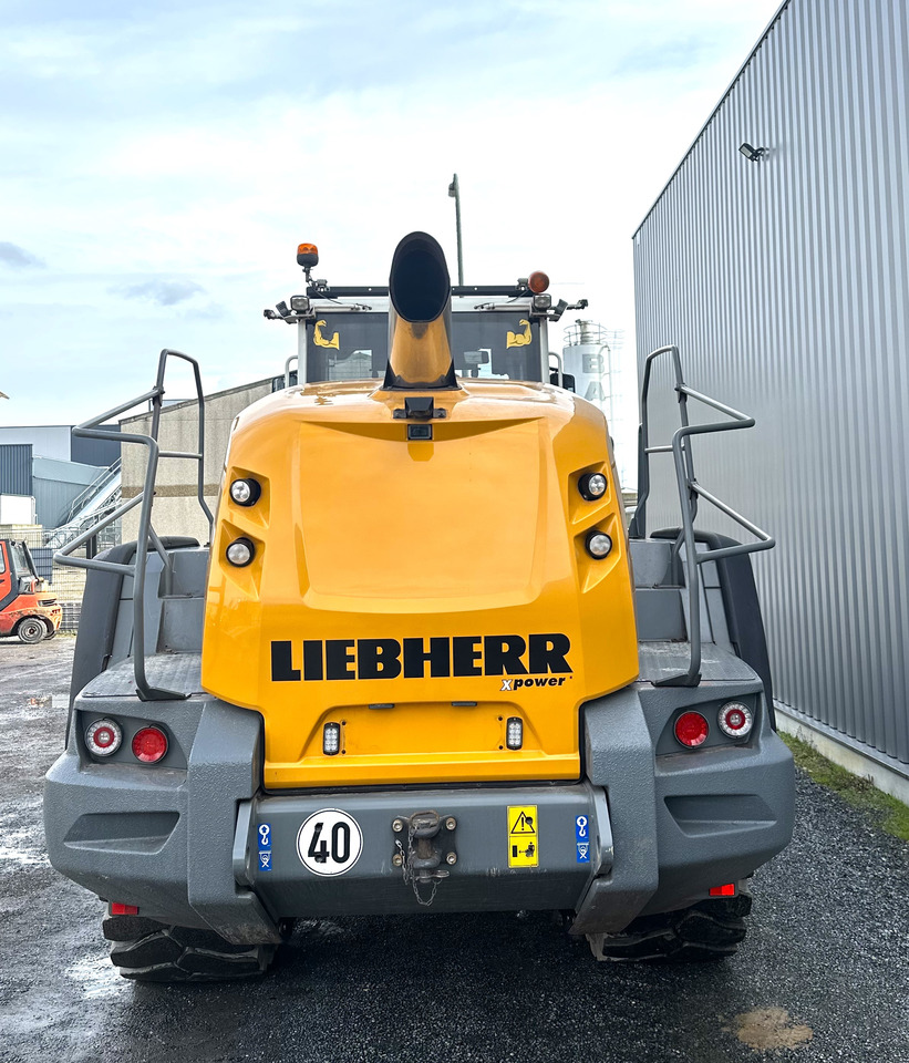 Wheel loader Liebherr L 580 X POWER
