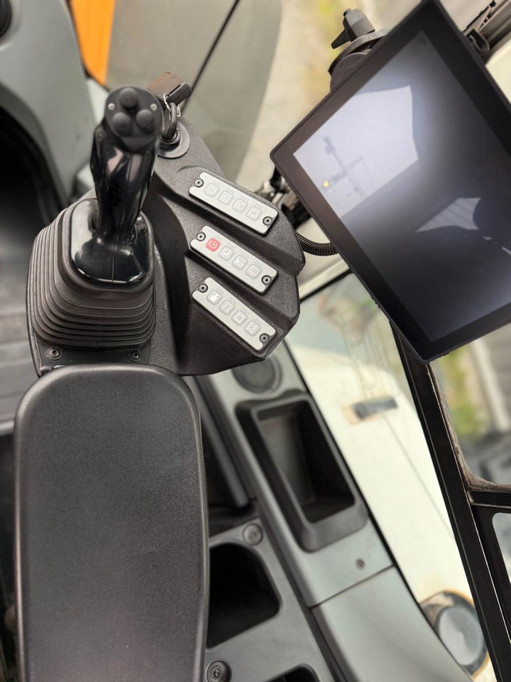 Wheel loader Liebherr L 586 X POWER/ 2022