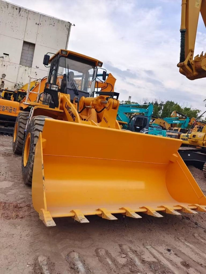 Wheel loader LiuGong 856