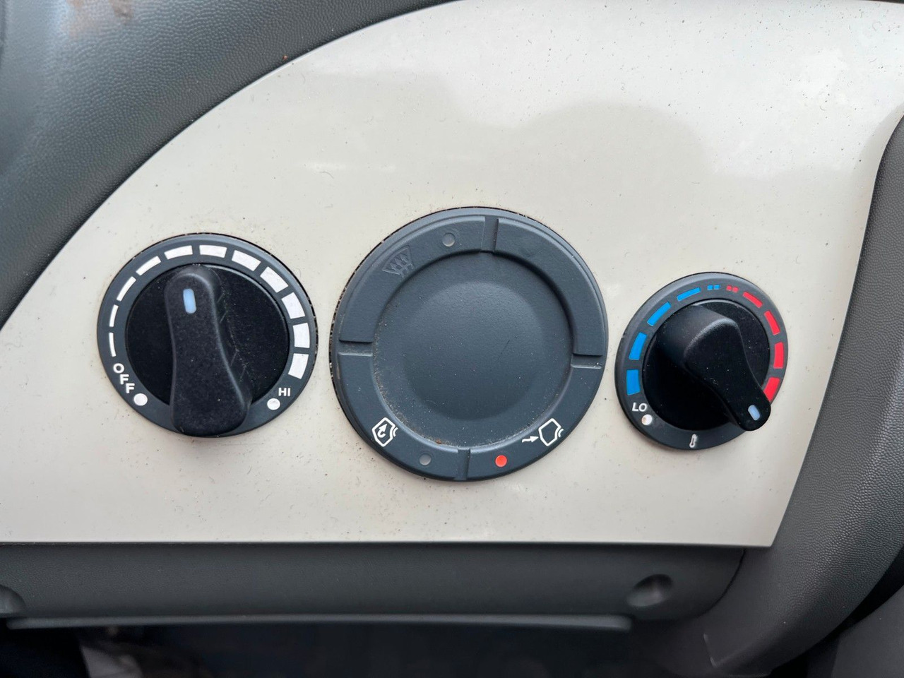 Wheel loader Merlo P35.11 / nur 148h! / Pratzenabstützung