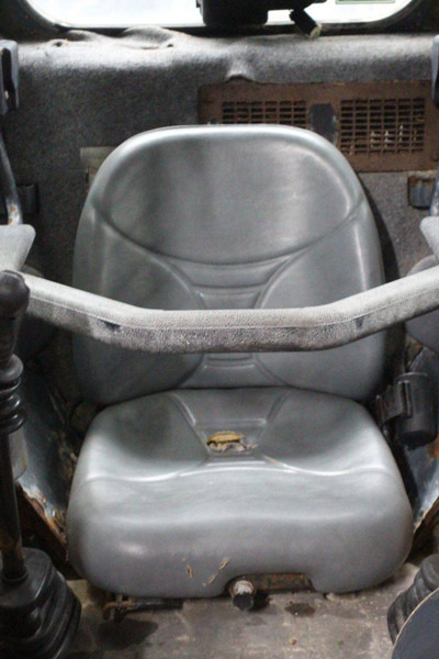 Wheel loader Mustang R135