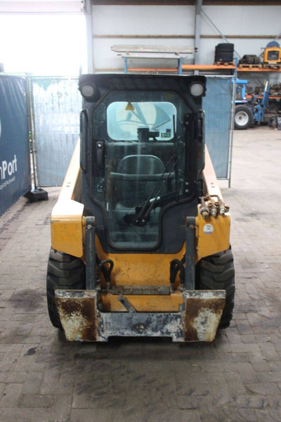 Wheel loader Mustang R135