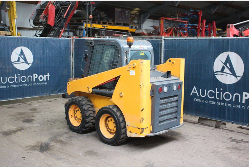 Wheel loader Mustang R135