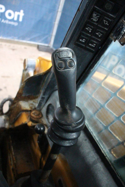 Wheel loader Mustang R135