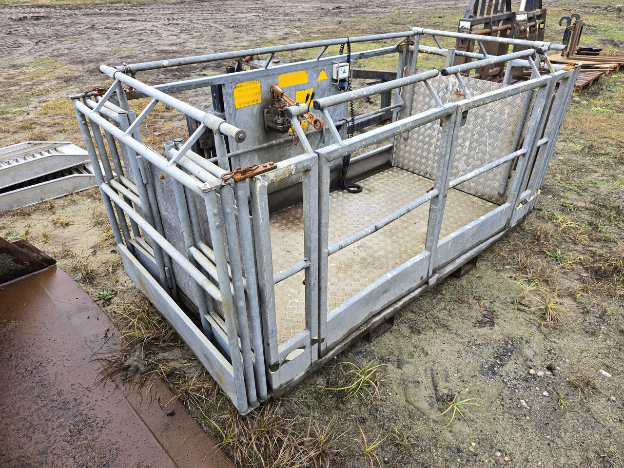 Wheel loader NEW HOLLAND LM 1745 Turbo