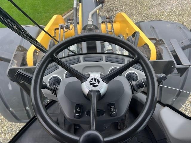 Wheel loader New Holland W190D ZB T4B