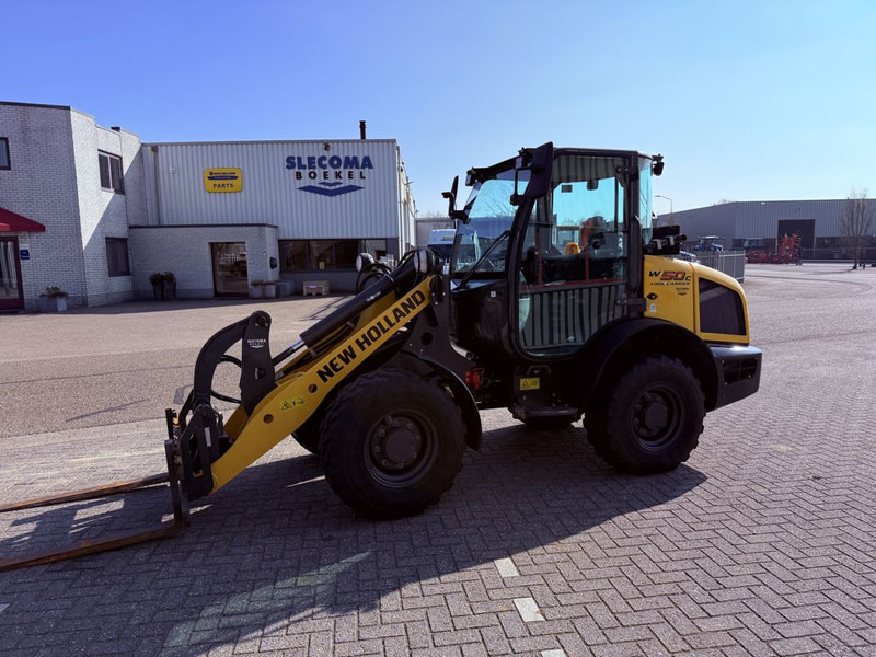 Wheel loader New Holland W50 TC Wiellader