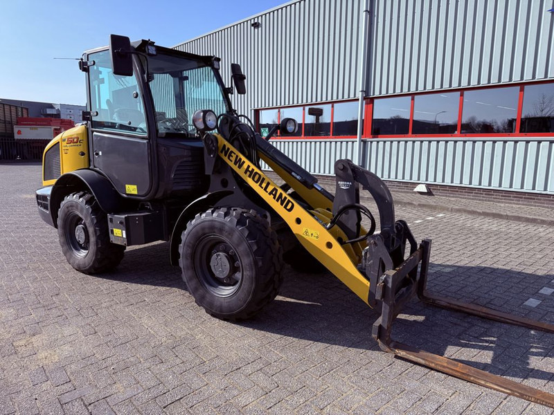 Wheel loader New Holland W50 TC Wiellader