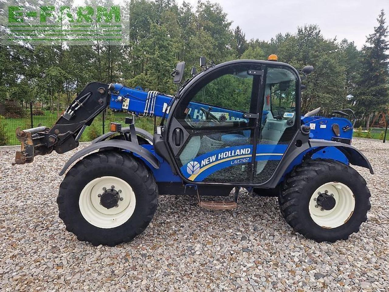 Wheel loader New Holland lm 7.42