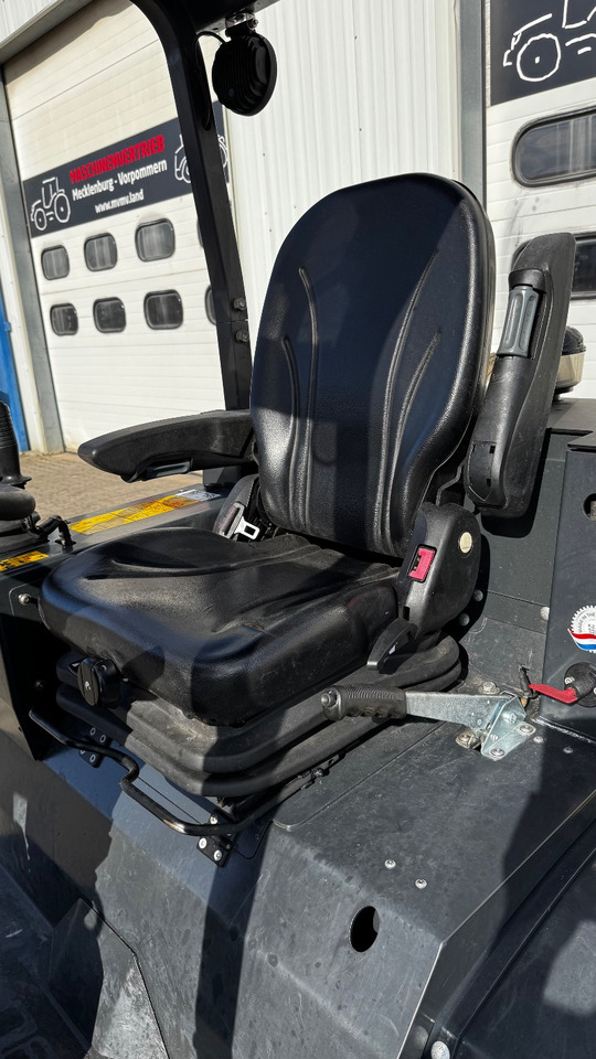 Wheel loader PITBULL X27-45