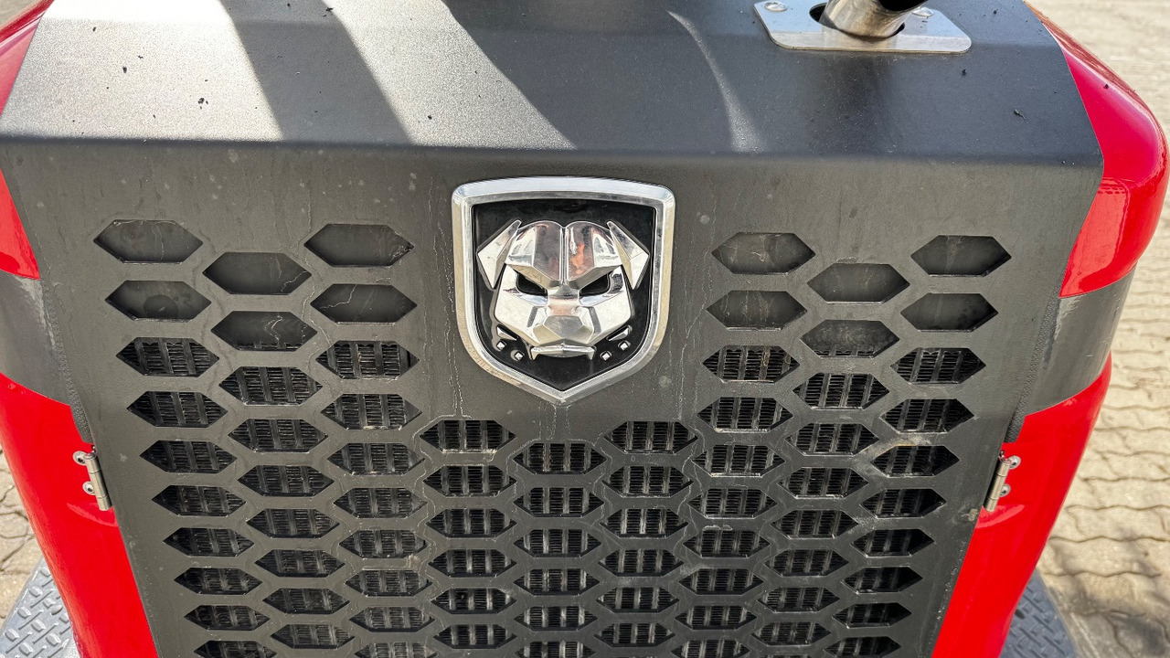 Wheel loader PITBULL X27-45