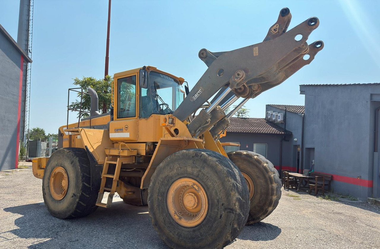 Wheel loader Pala gommata Volvo L 220