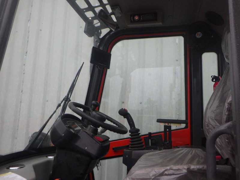 Wheel loader Panther 10-08