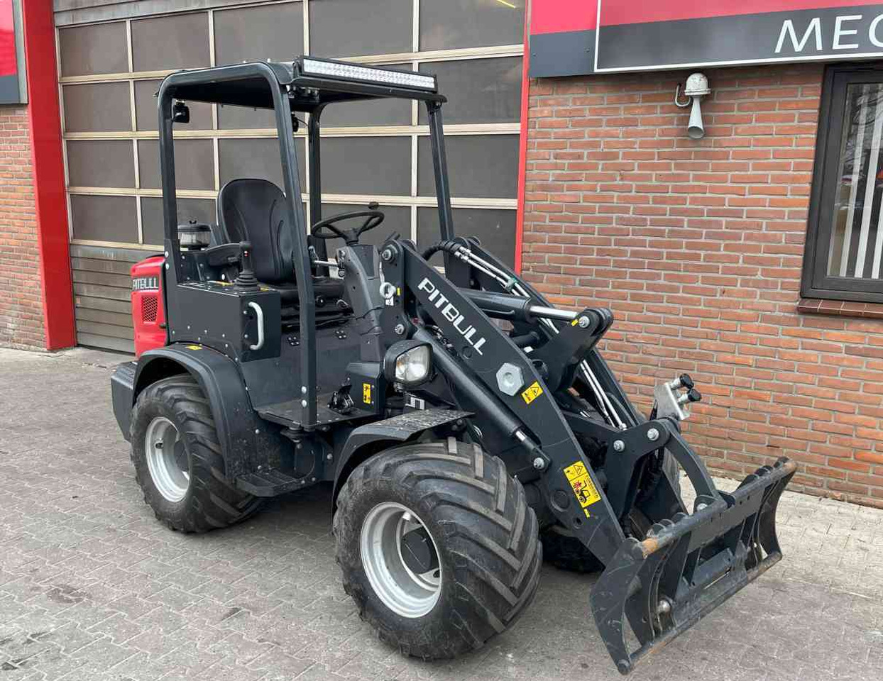 Wheel loader Pitbull X27-45CRT Minishovel