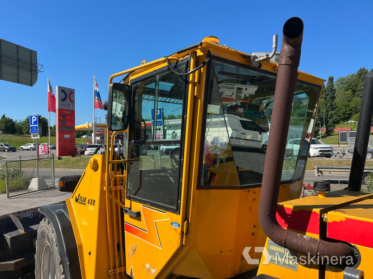Wheel loader Redskapsbärare Wille 655 med vikplog