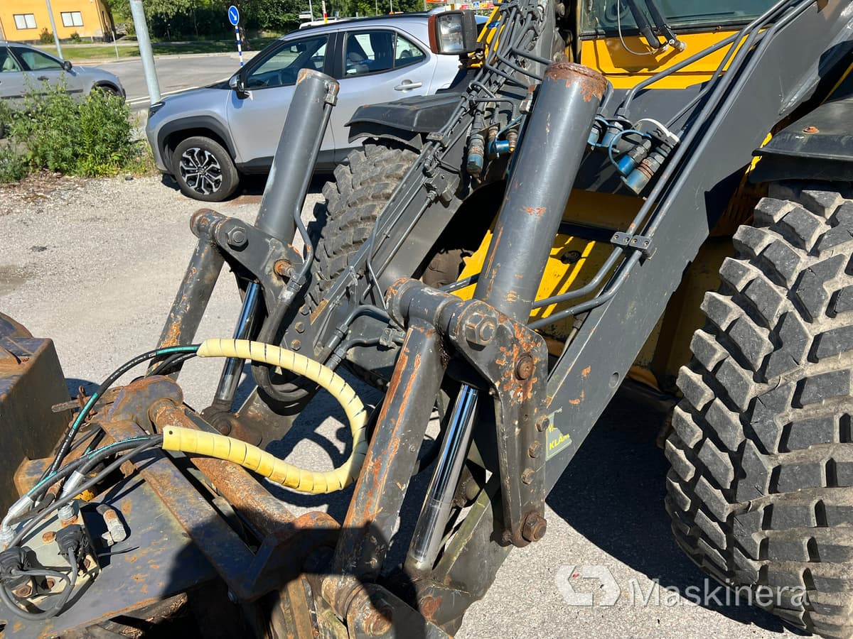 Wheel loader Redskapsbärare Wille 655 med vikplog